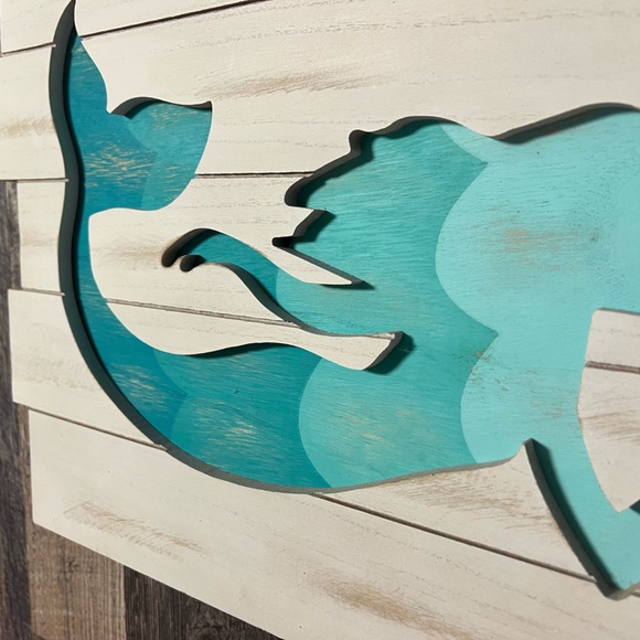 Quality Mermaid Wall Decor Set - Pink and Teal - Picture 3 of 5